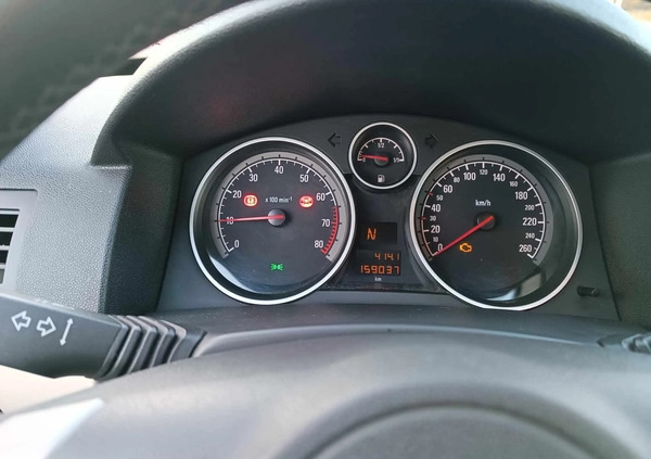 Opel Astra cena 11300 przebieg: 159000, rok produkcji 2007 z Toruń małe 232